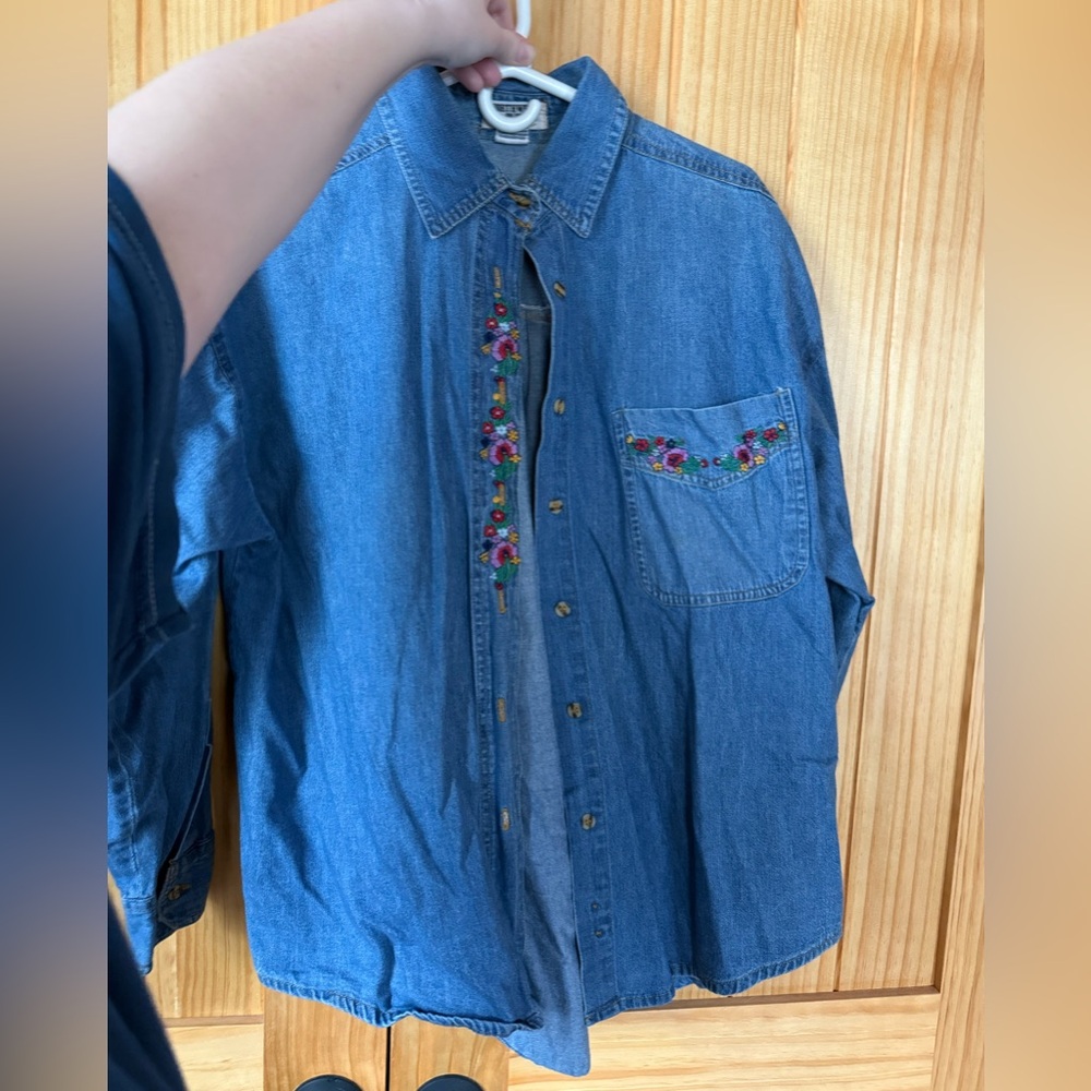 Women’s embroidered denim long sleeve
